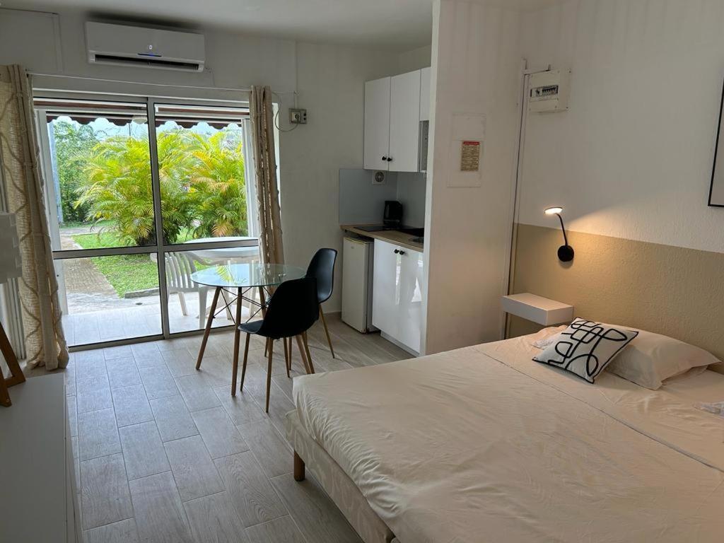 Superbe Studio Avec Piscine, Au Coeur De La Marina! Village Soleil ! Proche Aeroport & Ferry เลอโกซิเยร์ ภายนอก รูปภาพ